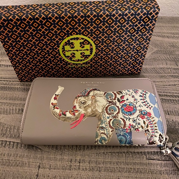 tory burch elephant wallet